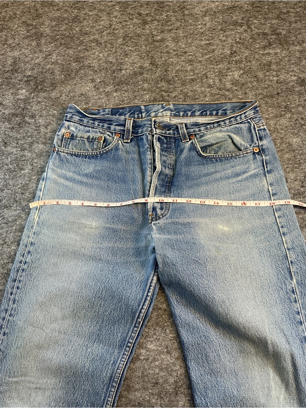 VINTAGE MADE IN USA 100% Cotton Levi 501 Light Blue Men's Straight-Leg Jeans - Picture 3 of 7